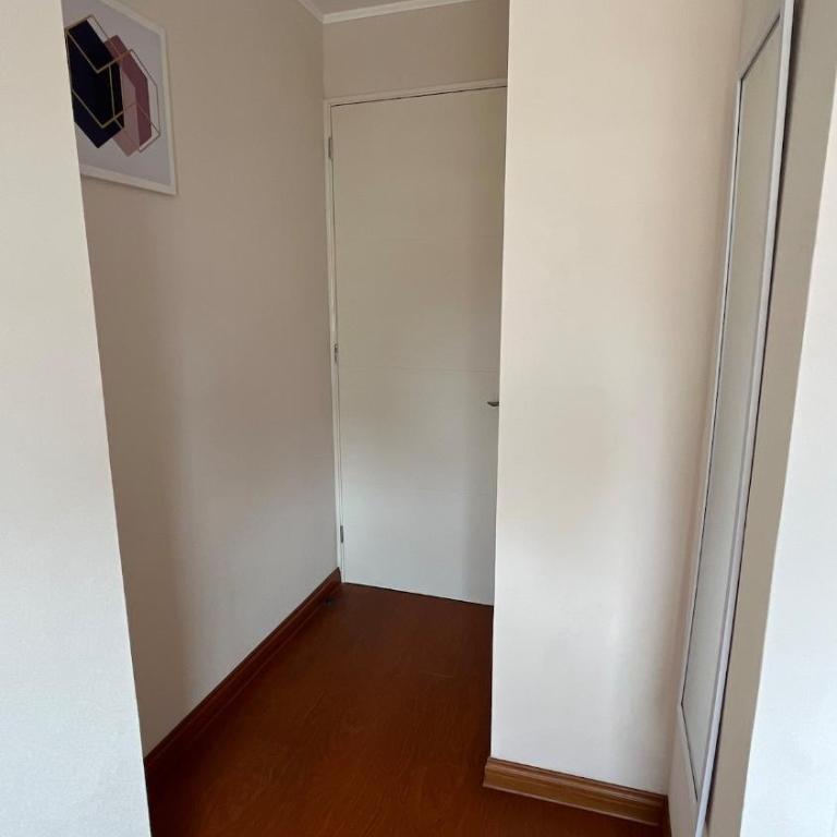 A 15 minutos del aeropuerto cómodo y moderno departamento de 3 habitaciones independientes y 2 baños - Apartment - 38
