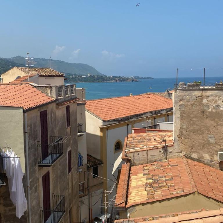 La vista al di sopra dei tetti - Appartamento con 1 Camera da Letto - 4