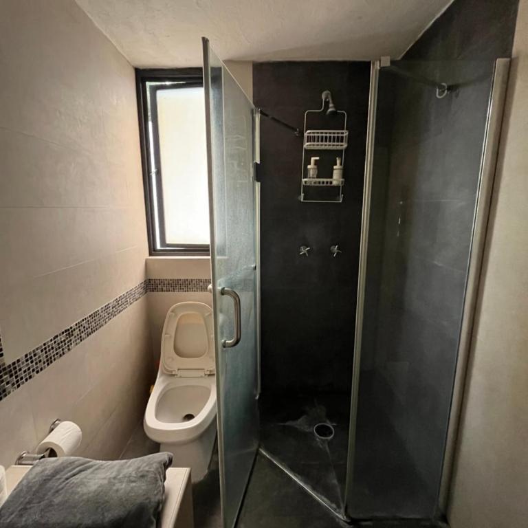 Pequeña París Coyoacán, Habitación Privada WiFi - Habitación Doble con baño privado externo - 11