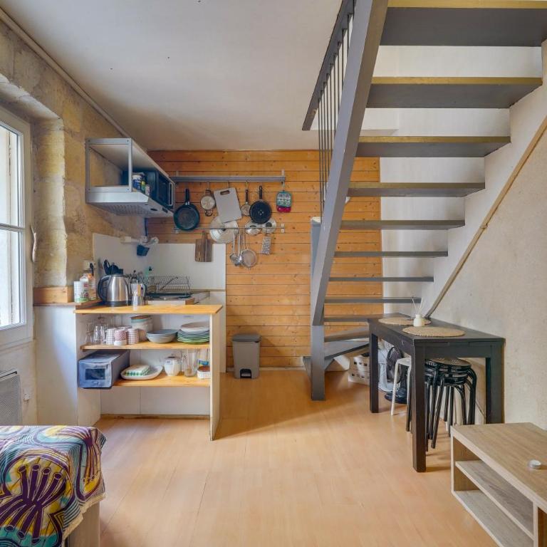 CHARMANT STUDIO DUPLEX 19 m2 - BORDEAUX CENTRE HISTORIQUE - Apartment mit 1 Schlafzimmer - 1
