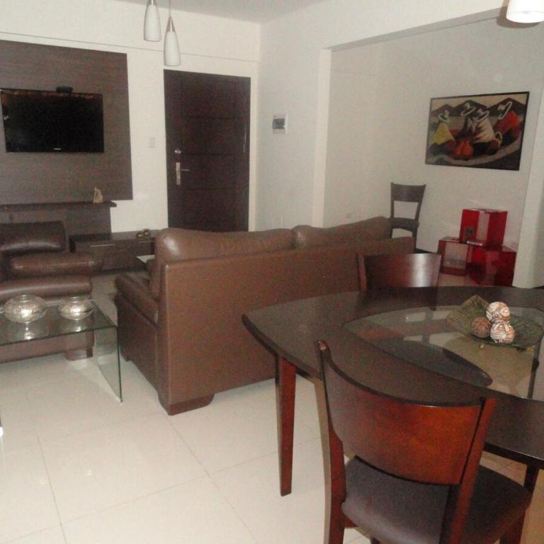 Elegant apartment for rent, day, week, month - Three-Bedroom Apartment - 8