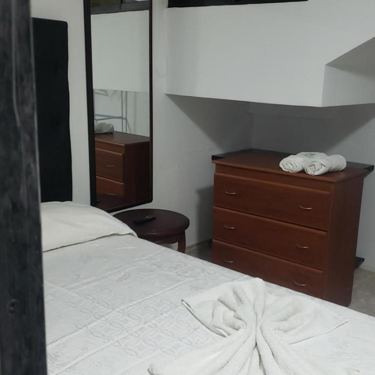 Casa hotel la 33 - Habitación Doble - 2 camas - 17