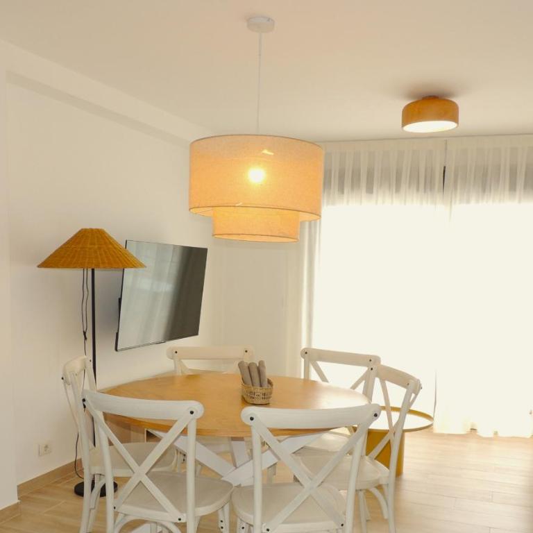 Orange Park Duplex Atico Premium - Two-Bedroom Apartment with Pool View - 26