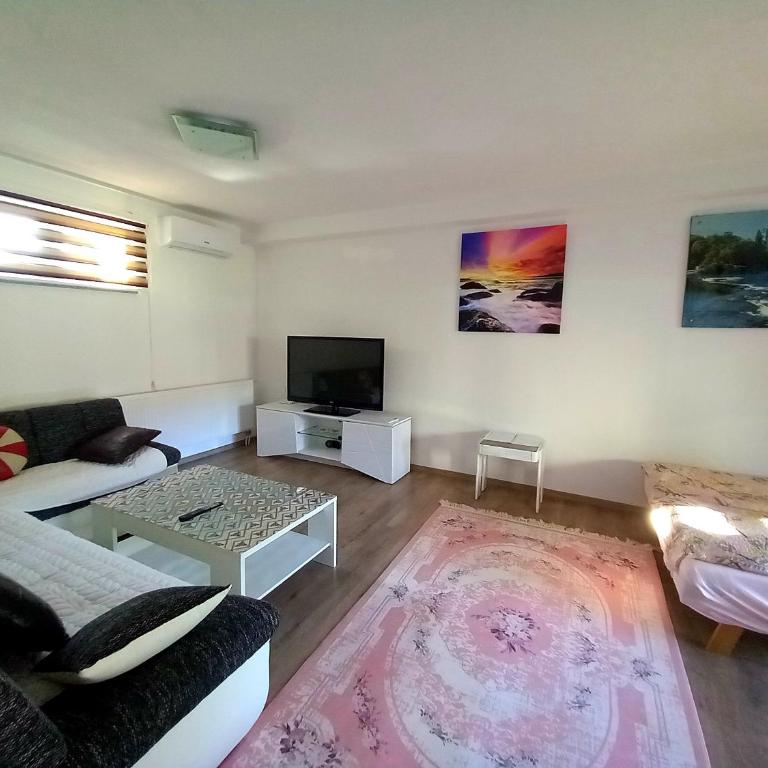 Apartman Leon - One-Bedroom Apartment - 17