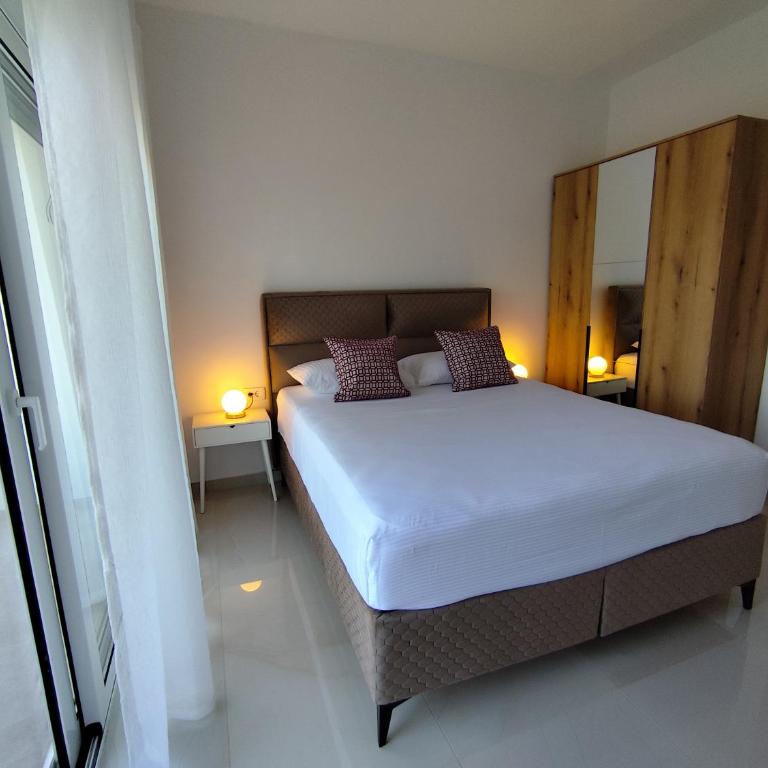 Guest House AGA - One-Bedroom Apartment with Sea View and Balcony - 7