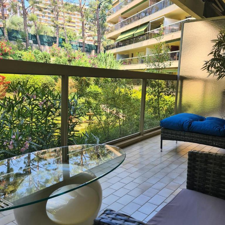 Studio grande terrasse à 5 min de la mer - Appartement 1 Chambre - 13