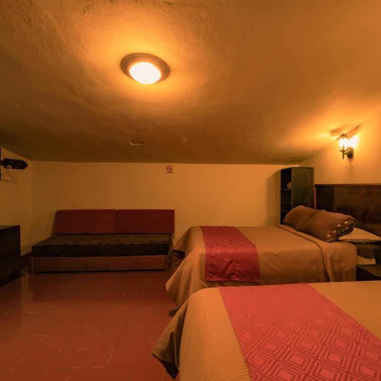 Dominnycos - Double Room with Two Double Beds - 2