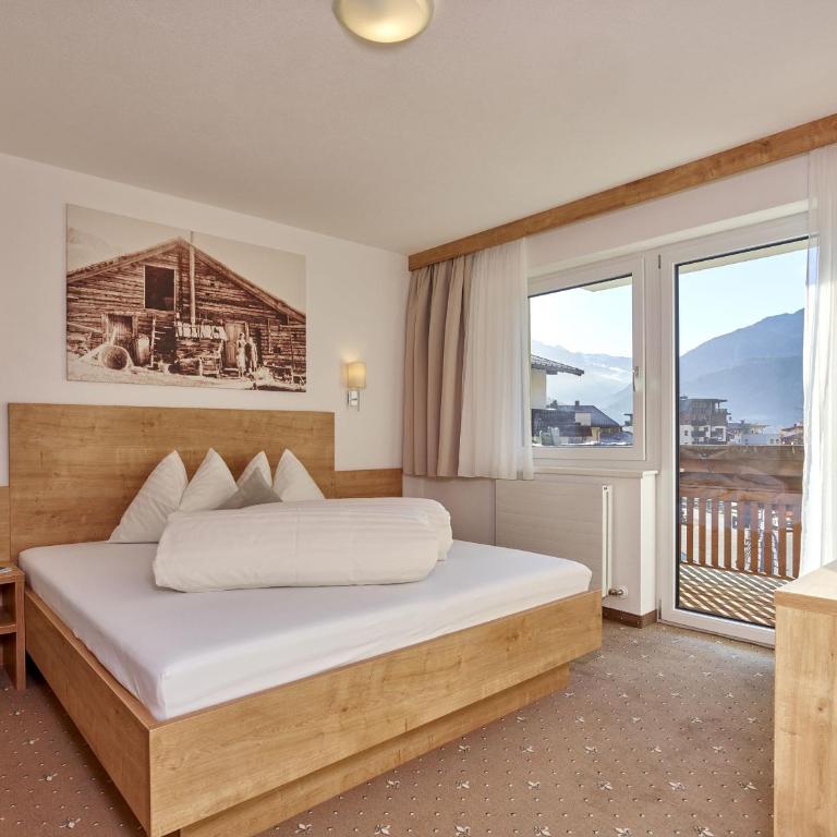 Appartement Gästehaus Bergkristall - Apartment mit 2 Schlafzimmern und Balkon - 2
