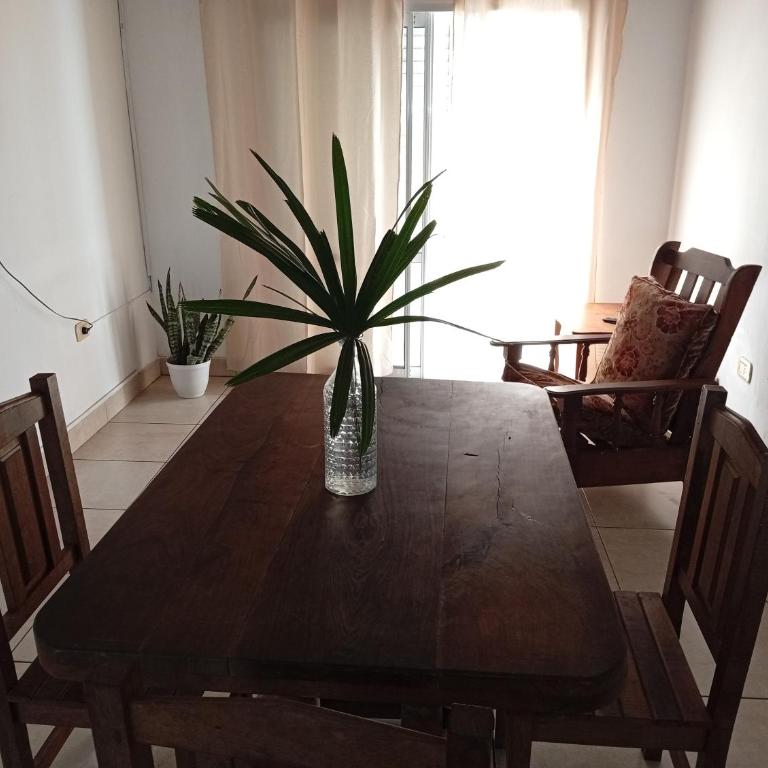 Departamento en el centro de Victoria Entre Rios - Two-Bedroom Apartment with Balcony - 9