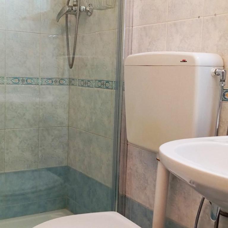 Medoro Piazza Roma Rooms - Camera Matrimoniale con Bagno Privato - 3