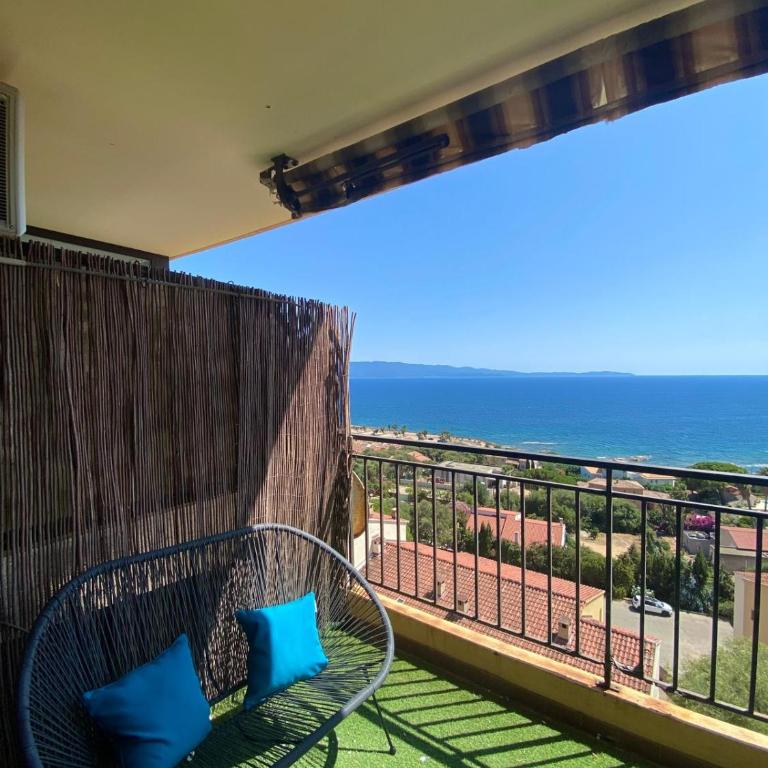 VUE MER EXCEPTIONNELLE !! Bien calme et lumineux sur la prestigieuse route des Sanguinaires à Ajaccio - Apartment mit 1 Schlafzimmer - 3