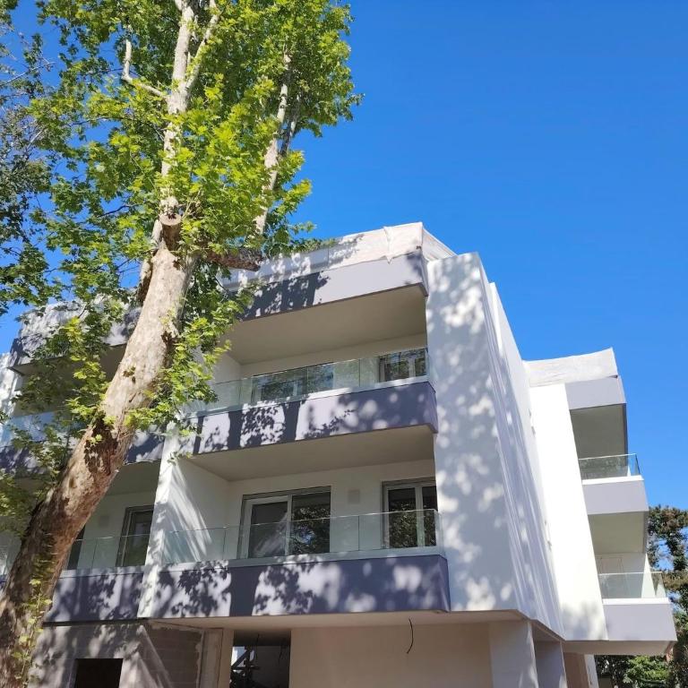 Modernly renovated apartment with balcony in Bibione - Apartment - 11