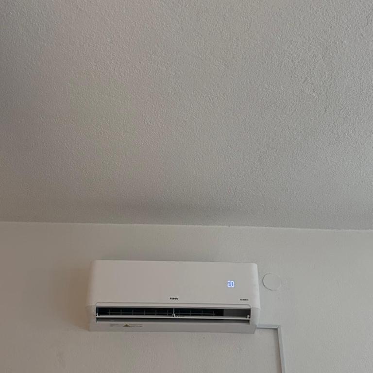 La Bocca Apartment - Airport, Parking, AC, Bidet, Coffee Machine, PS3 - One-Bedroom Apartment - 6
