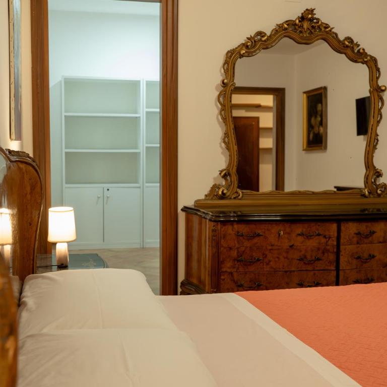 Casa Santulì - Camera Matrimoniale Deluxe con 1 Letto Supplementare - 7
