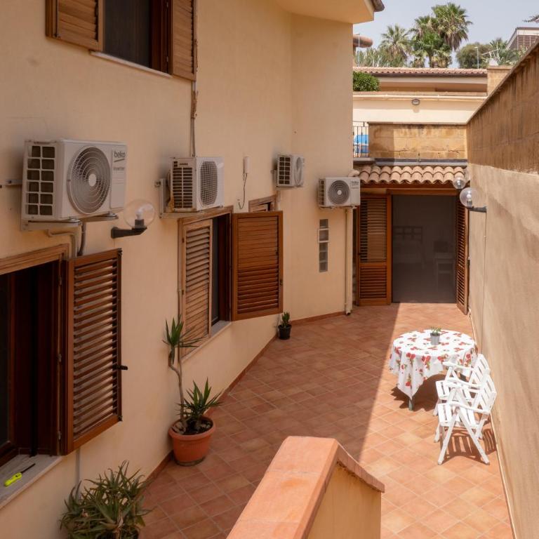 Casa Santulì - Camera Matrimoniale Deluxe con 1 Letto Supplementare - 12
