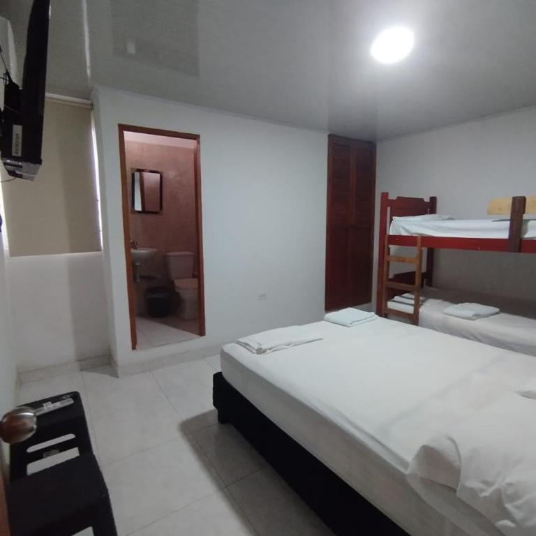 Casa Turistica Parador Verona - Standard Quadruple Room - 5