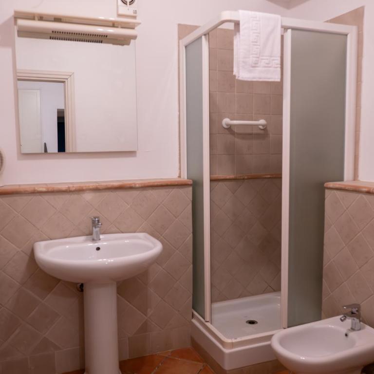 Casa Santulì - Camera Budget Doppia con Letti Singoli - 17