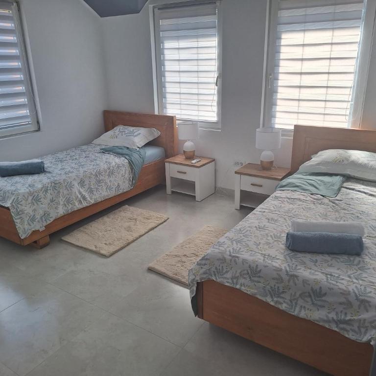 Iva Lux2 - Two-Bedroom Apartment with View - 5