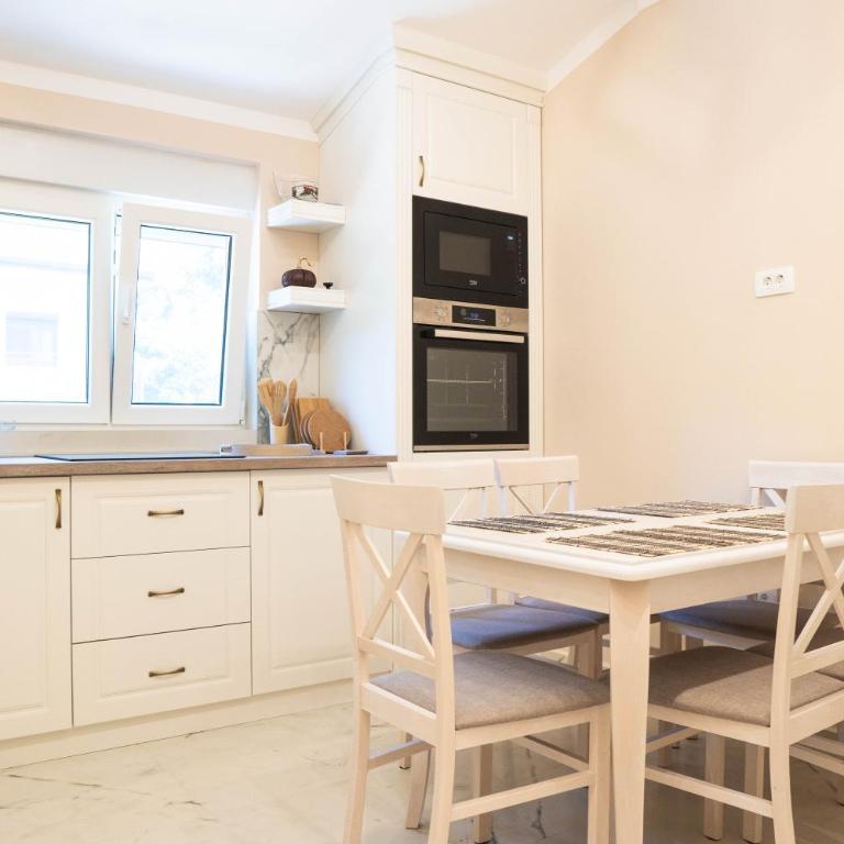 Moskov - Two-bedroom Ap with Sea View - Two-Bedroom Apartment with Balcony - 32
