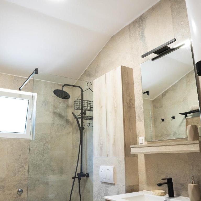 Moskov - Two-bedroom Ap with Sea View - Two-Bedroom Apartment with Balcony - 36