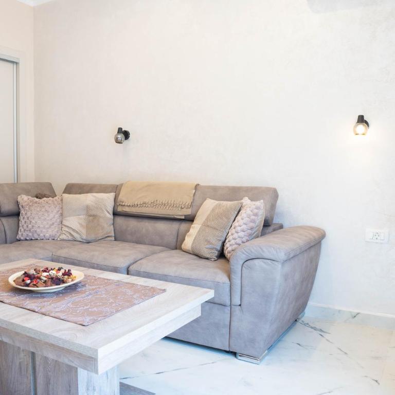 Moskov - Two-bedroom Ap with Sea View - Two-Bedroom Apartment with Balcony - 43