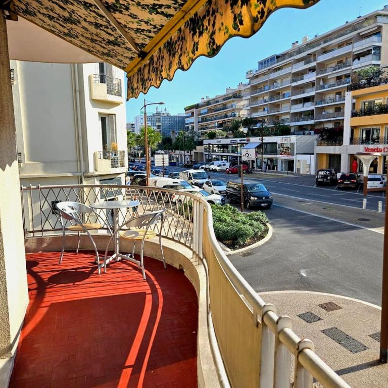 Beautiful bright apartment - Appartement 2 Chambres avec Balcon et Terrasse - 9