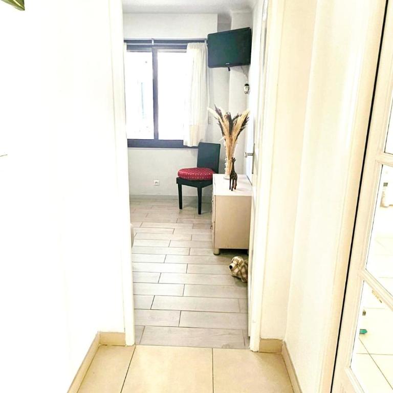 Beautiful bright apartment - Appartement 2 Chambres avec Balcon et Terrasse - 11