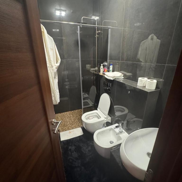 Penthouse Victoria - Two-Bedroom Apartment - 21