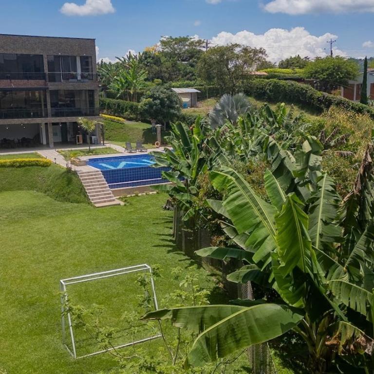 house, farm or villa in Pereira, Colombia - Villa - 6