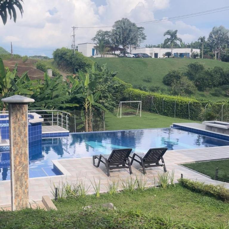 house, farm or villa in Pereira, Colombia - Villa - 19
