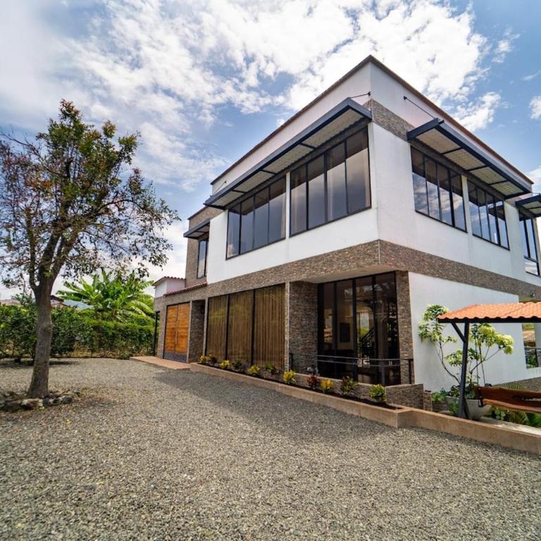 house, farm or villa in Pereira, Colombia - Villa - 28