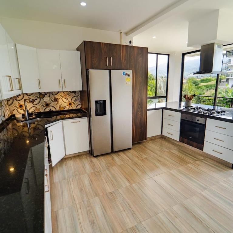 house, farm or villa in Pereira, Colombia - Villa - 40