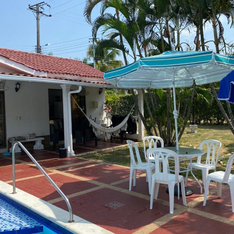 Casa campestre - Four-Bedroom House - 15
