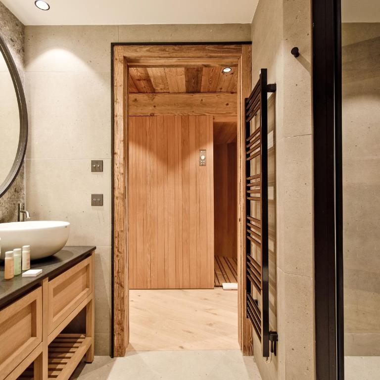 Chalet de location à Les Allues - FR-1-613-139 - Apartment - 3