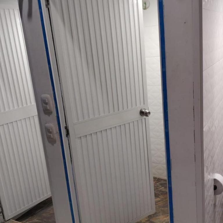 CARTAGENA BOQUILLA BEACH HOSTEl - Economy Quadruple Room with Shared Bathroom - 4