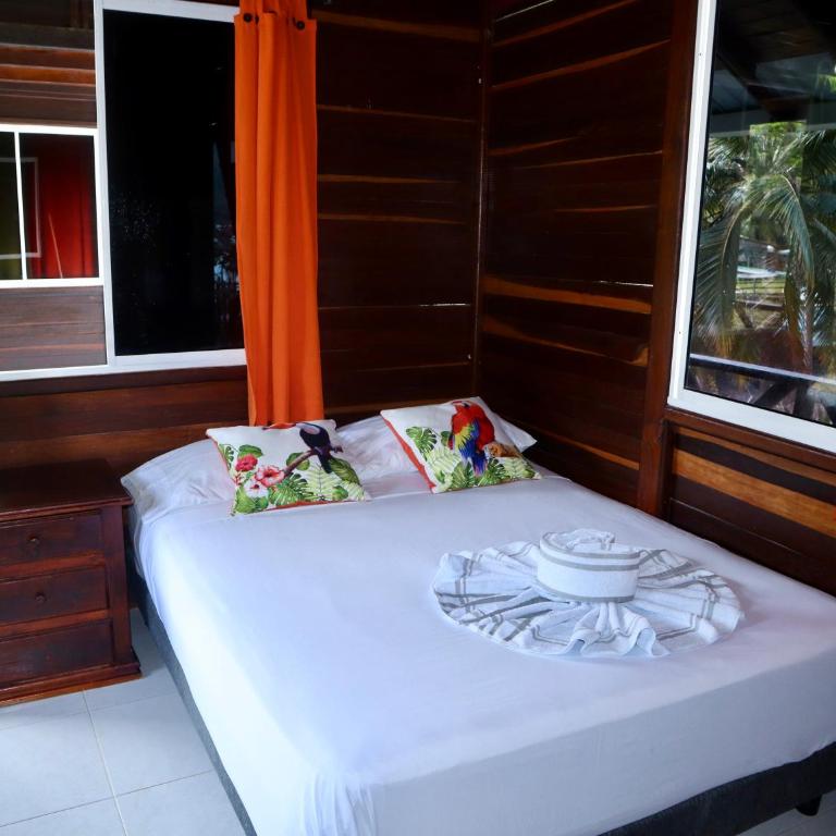 Belcys House Sapzurro - Double or Twin Room - 2