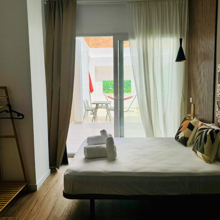 PLANAS 2 Design & Spaciousness with Terraza in Ruzafa SOHO - One-Bedroom Apartment - 12