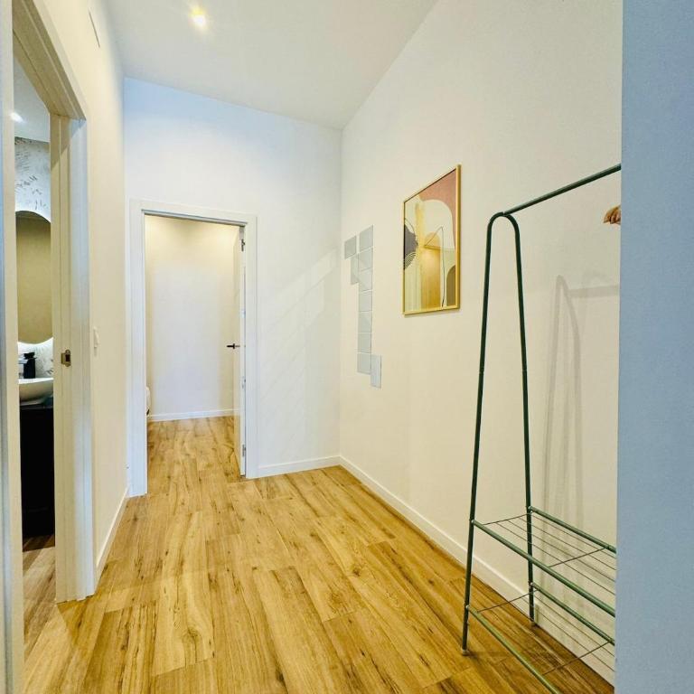 PLANAS 2 Design & Spaciousness with Terraza in Ruzafa SOHO - One-Bedroom Apartment - 13