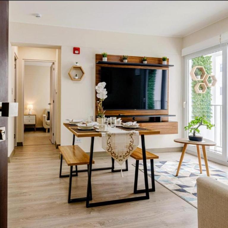 Premium Miraflores Stay with Pool and Amenities - Two-Bedroom Apartment - 3