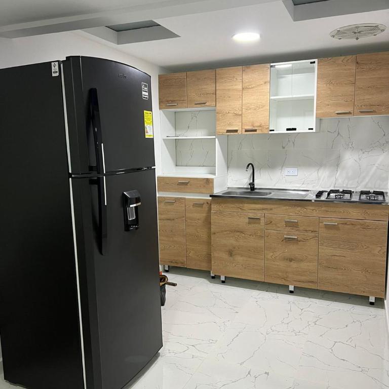 Alojamiento Privado en Avenida Principal - Habitación Doble con baño privado - 1