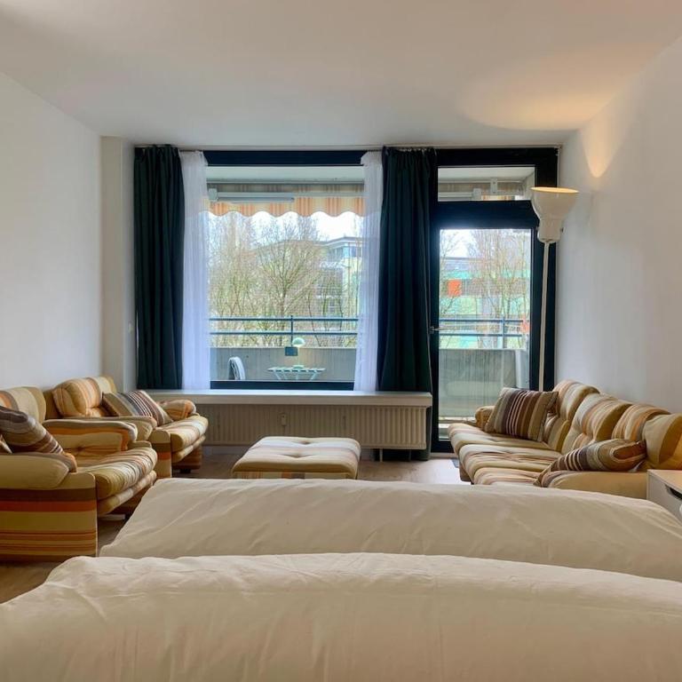 Central flat with 3 bedrooms and free parking space - Apartamento - 3