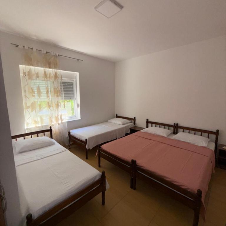 Apartments Lazo - Quadruple Room - 1