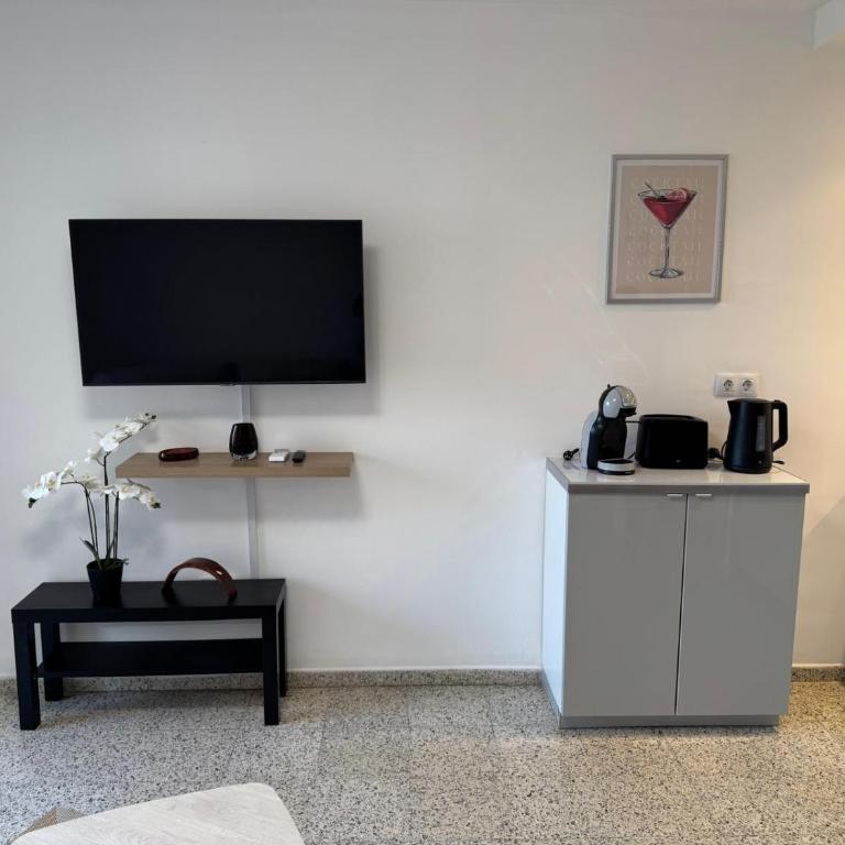 Precioso apartamento con vista mar y parking AV-83 - One-Bedroom Apartment with Sea View - 26