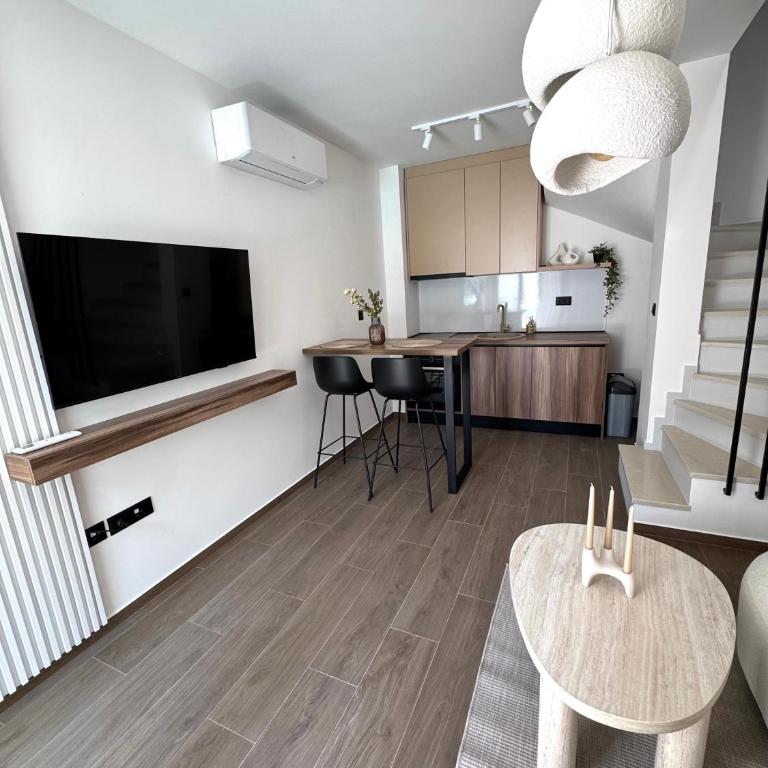 Villa Sevdah - apartments in the city centre, with pool and free parking - One-Bedroom Apartment with Pool View - 1