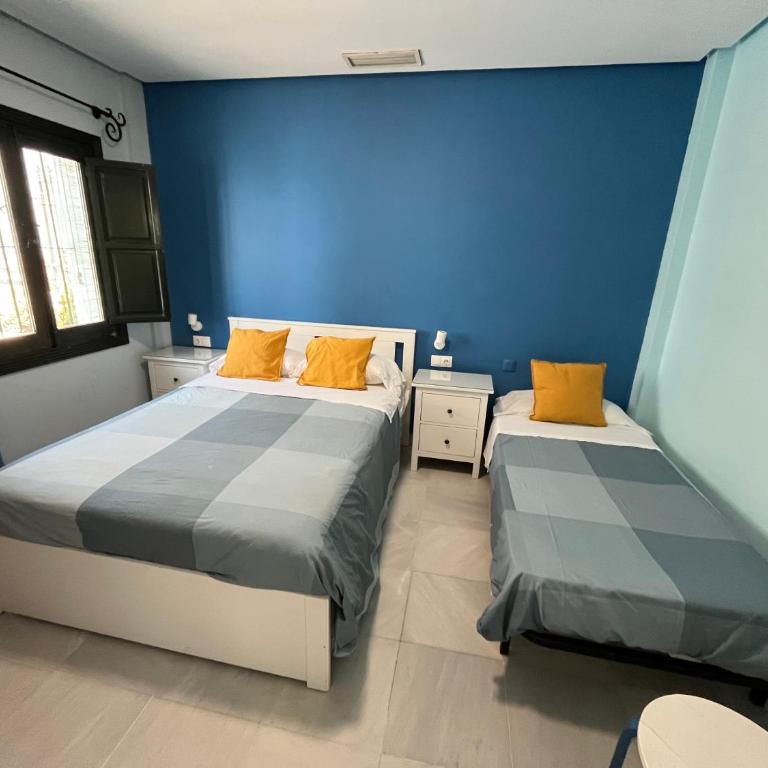 Hostal Baobab - Habitación Triple Básica - 2