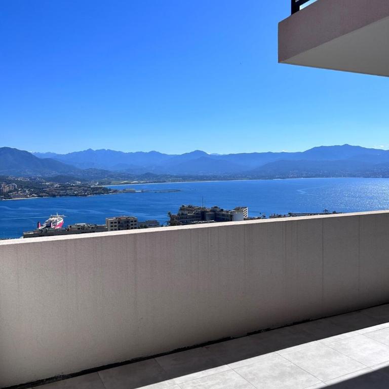 Beautiful Appartment Les terrasses de Torretta room sea view Ajaccio - Appartement 2 Chambres - 16