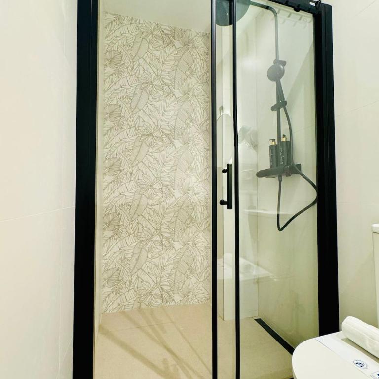 PLANAS 3 Designer Aparment with Terraza in Ruzafa SOHO - One-Bedroom Apartment - 6