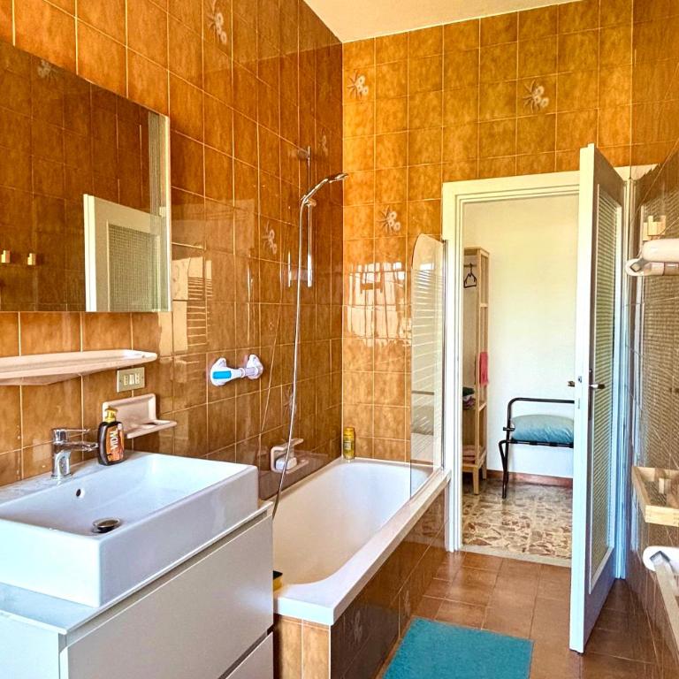 Apartment in the city center with PANORAMIC VIEW over the Lake and Verbania - Appartamento con 1 Camera da Letto e Vista Lago - 21