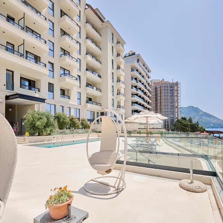 Casa Al Mare Residence, private studio, 1-st line, swimming pool - Studio with Mountain View - 18