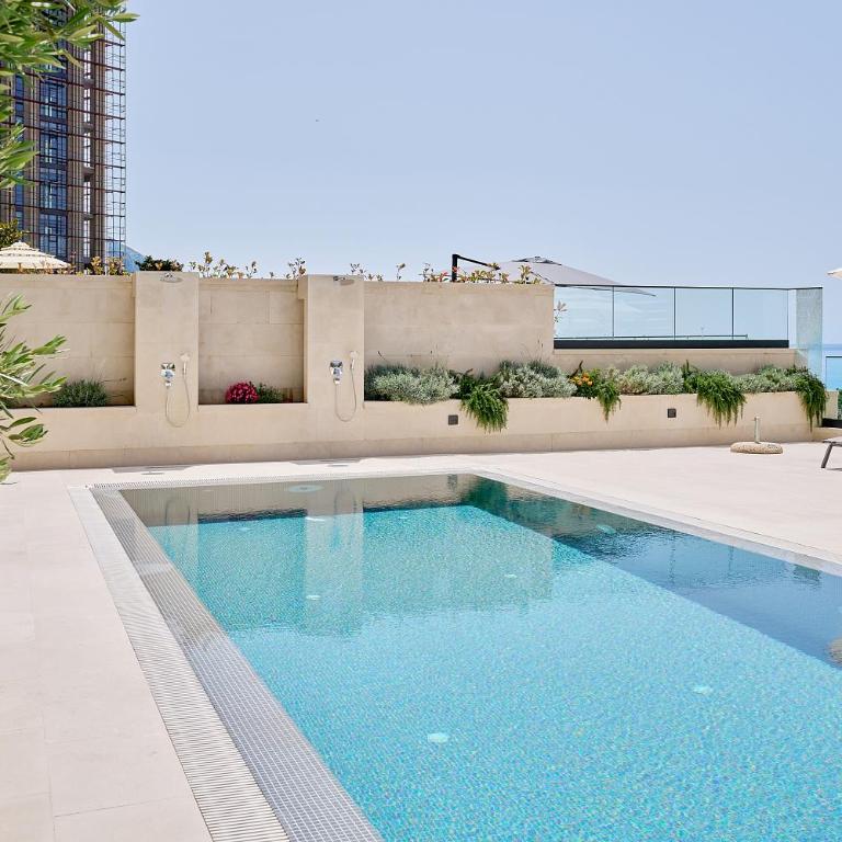 Casa Al Mare Residence, private studio, 1-st line, swimming pool - Studio with Mountain View - 13